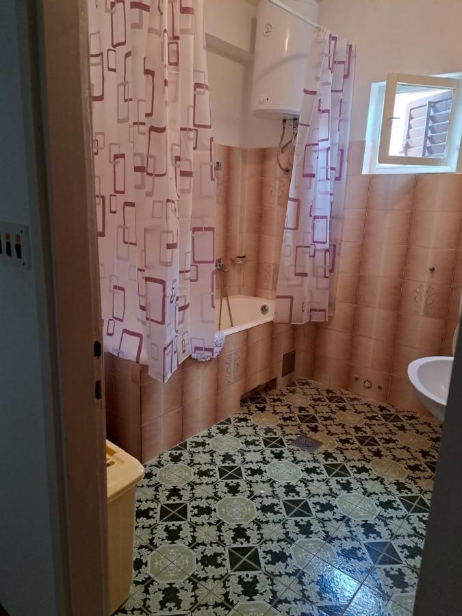 Apartman Stipe Grebastica Exterior photo